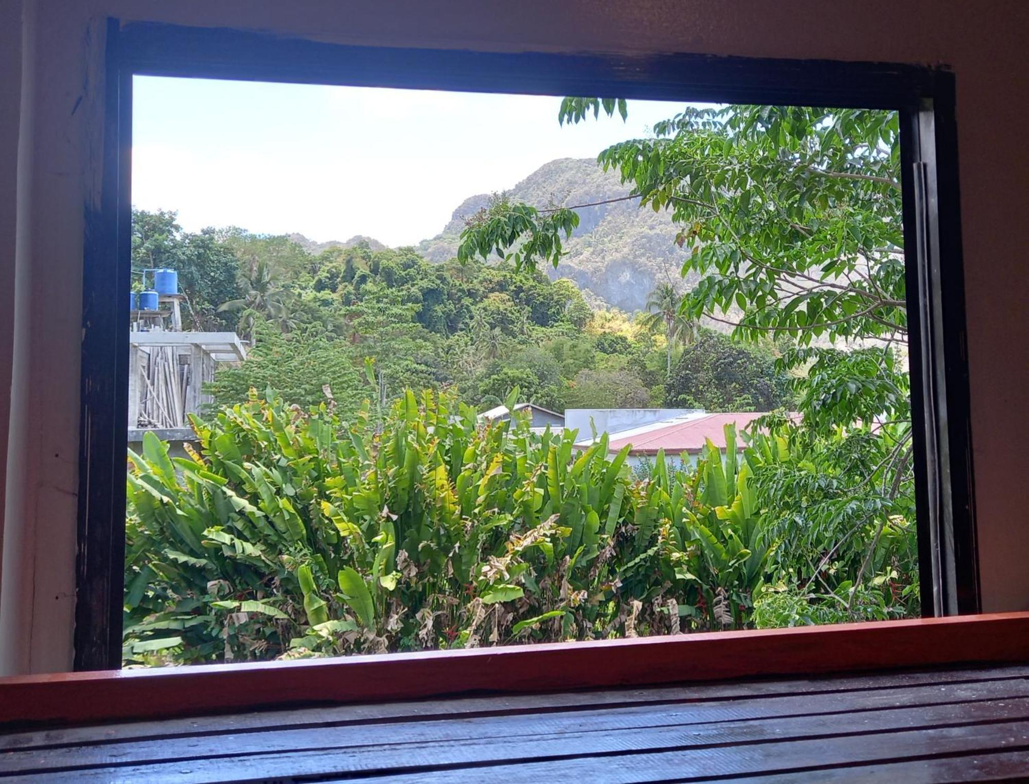 Sun Valley Backpackers Inn El Nido Exterior photo