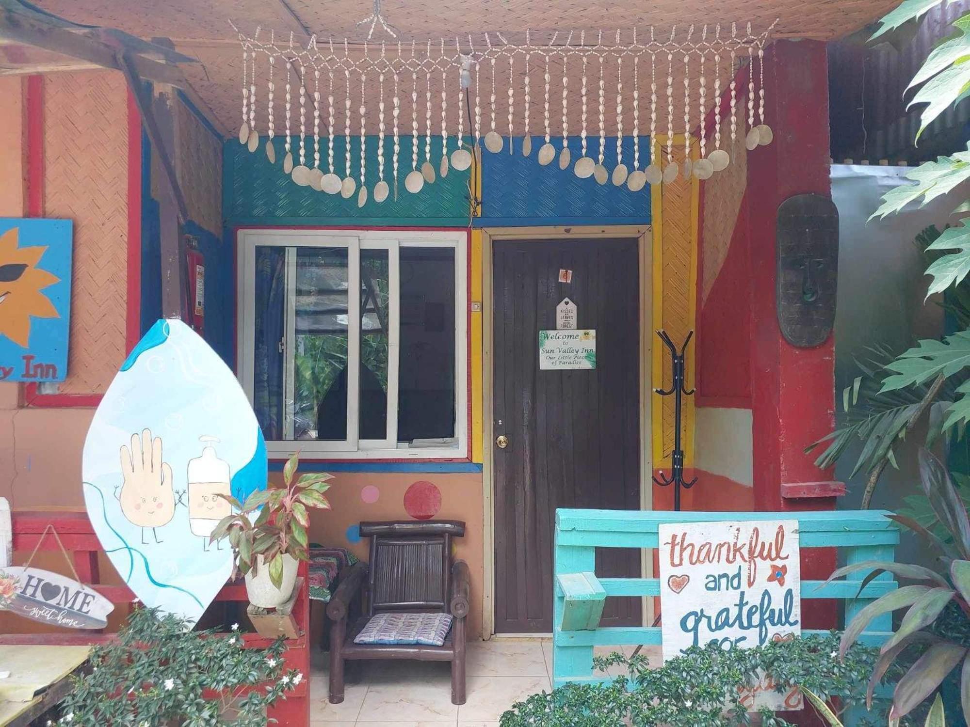 Sun Valley Backpackers Inn El Nido Exterior photo